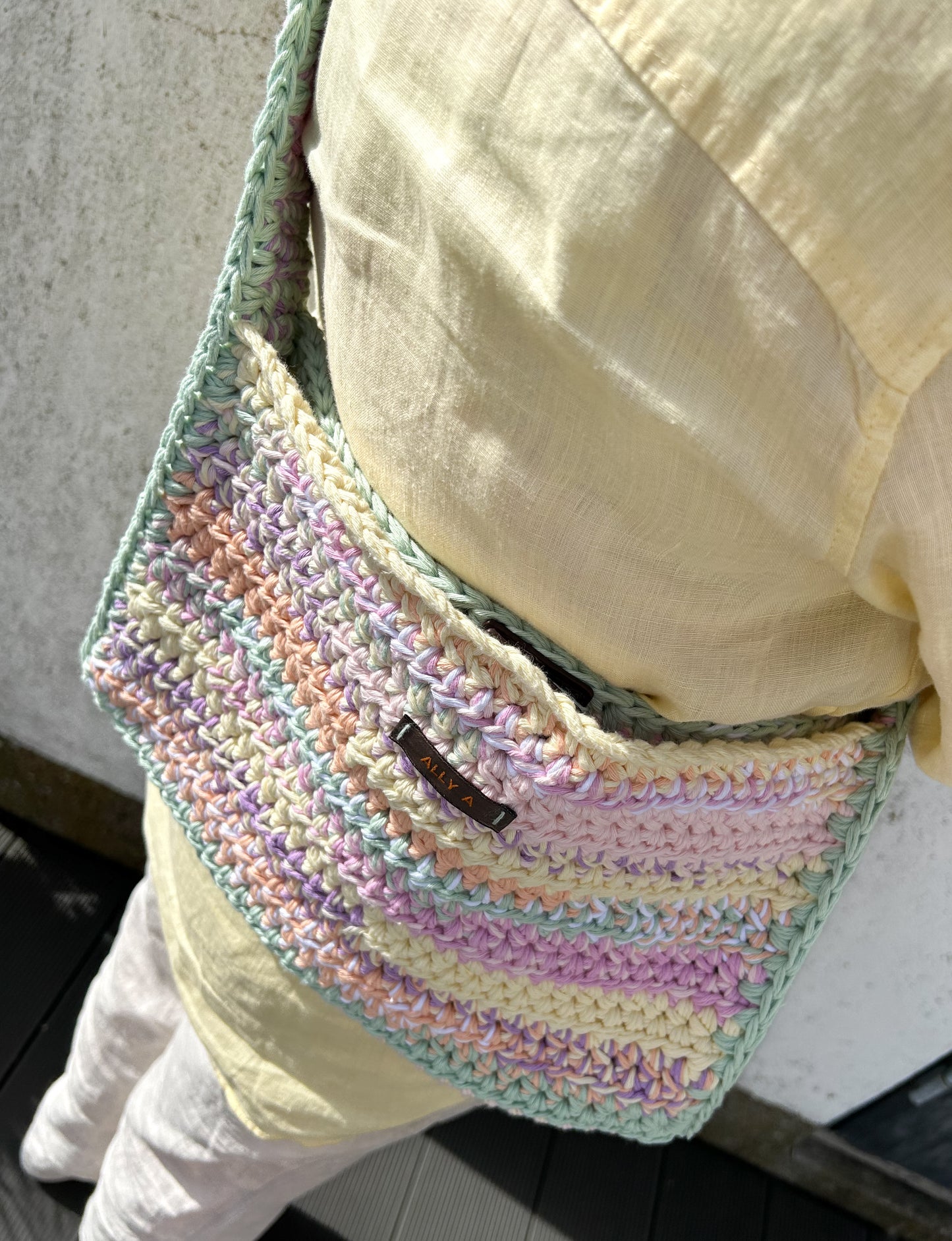 Cross-body BAG // MADE-TO-ORDER