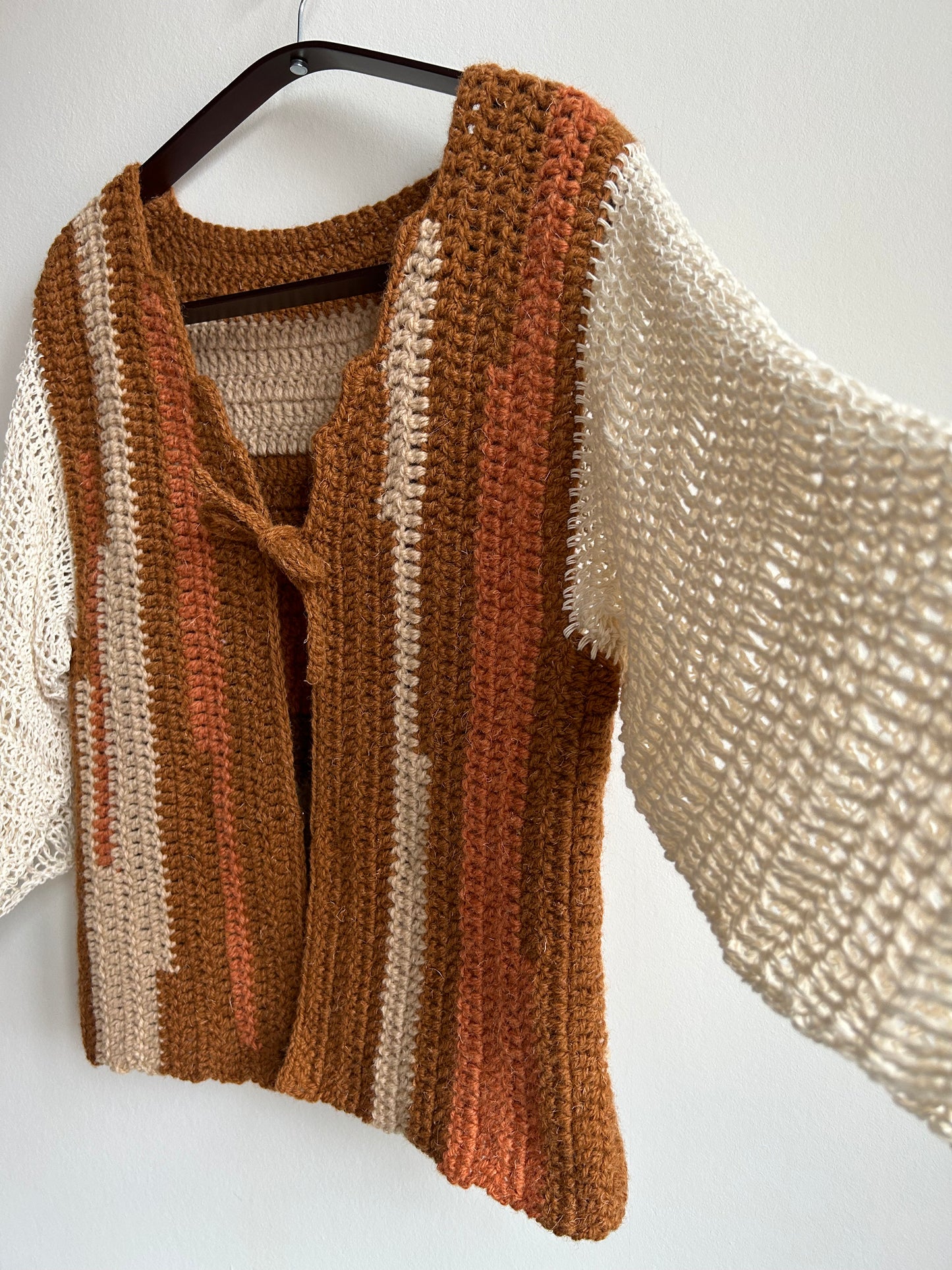 Hækleopskrift // "Carpet Waste" Vest & Blouse