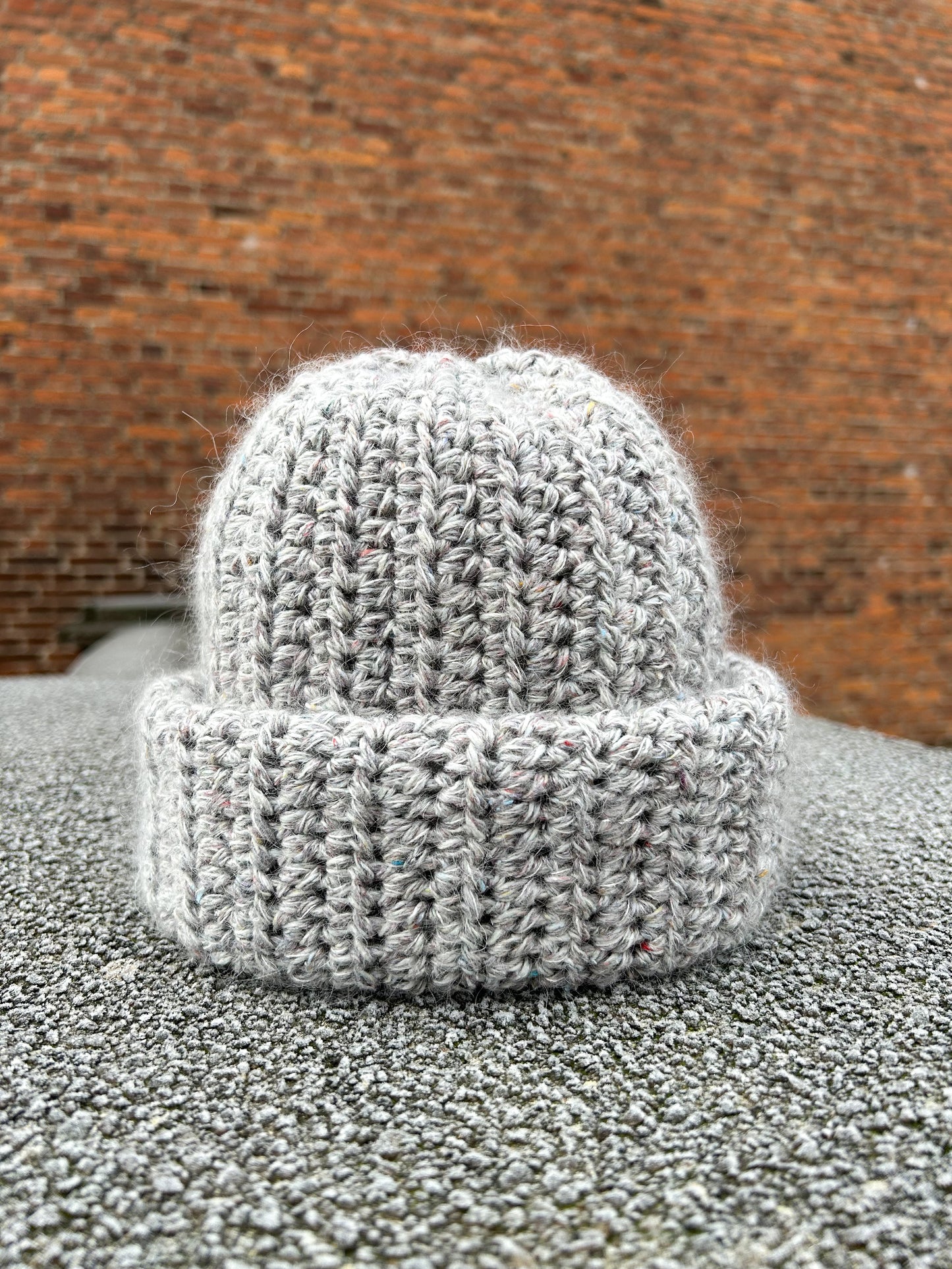 Hækleopskrift // "The Happy Hipster Hat"